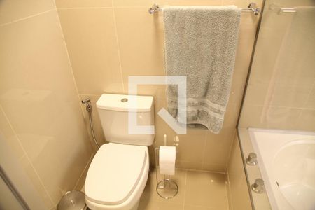 Apartamento para alugar com 230m², 4 quartos e 3 vagasBanheiro Social