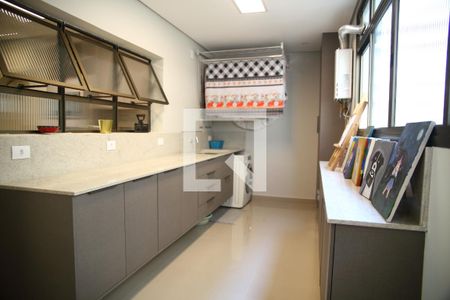 Apartamento para alugar com 230m², 4 quartos e 3 vagasÁrea de Serviço