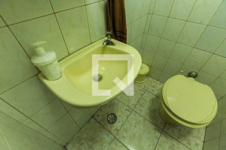 Casa à venda com 117m², 3 quartos e 1 vaga Casa à venda com 117m², 3 quartos e 1 vagaÁrea de serviço - Banheiro