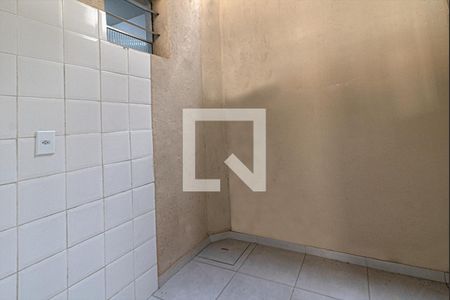 Casa para alugar com 80m², 2 quartos e 1 vaga Casa para alugar com 80m², 2 quartos e 1 vagaLavanderia 2