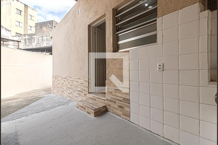 Casa para alugar com 80m², 2 quartos e 1 vaga Casa para alugar com 80m², 2 quartos e 1 vagaLavanderia