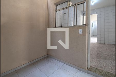 Casa para alugar com 80m², 2 quartos e 1 vaga Casa para alugar com 80m², 2 quartos e 1 vagaLavanderia 2