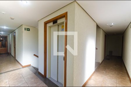 Elevador de apartamento à venda com 1 quarto, 50m² em Cristal, Porto Alegre