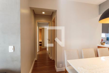 Corredor de apartamento para alugar com 2 quartos, 84m² em Moema, São Paulo