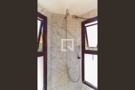 Apartamento à venda com 267m², 4 quartos e 4 vagas Apartamento à venda com 267m², 4 quartos e 4 vagasBanheiro da Suíte