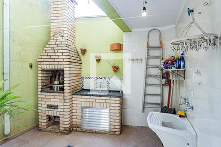 Casa à venda com 130m², 3 quartos e 2 vagas Casa à venda com 130m², 3 quartos e 2 vagasÁrea de serviço e churrasqueira