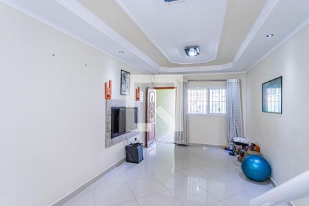 Casa à venda com 130m², 3 quartos e 2 vagas Casa à venda com 130m², 3 quartos e 2 vagasSala