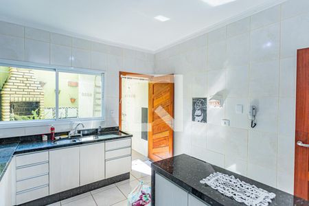 Casa à venda com 130m², 3 quartos e 2 vagas Casa à venda com 130m², 3 quartos e 2 vagasCozinha