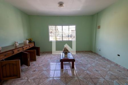 Sala de casa à venda com 2 quartos, 80m² em Parque Santa Madalena, São Paulo