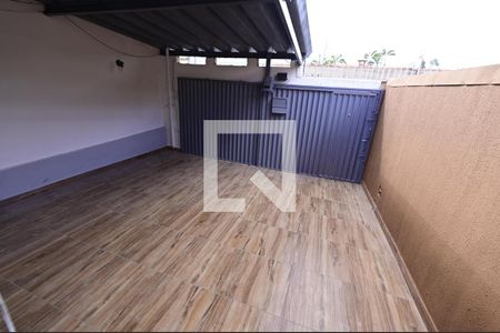 Casa para alugar com 150m², 3 quartos e 2 vagasÁrea Externa