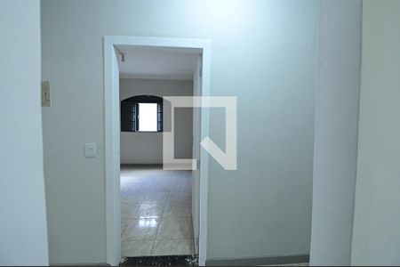 Corredor de casa para alugar com 3 quartos, 150m² em Loteamento Celina Park, Goiânia