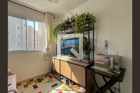 Sala/Cozinha de apartamento para alugar com 2 quartos, 32m² em Piqueri, São Paulo