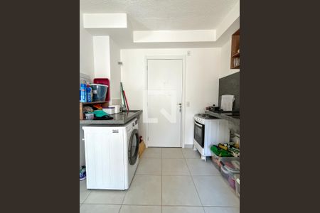 Sala/Cozinha de apartamento para alugar com 2 quartos, 32m² em Piqueri, São Paulo
