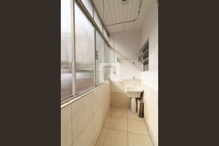 Apartamento para alugar com 98m², 3 quartos e sem vaga Apartamento para alugar com 98m², 3 quartos e sem vagaÁrea de serviço