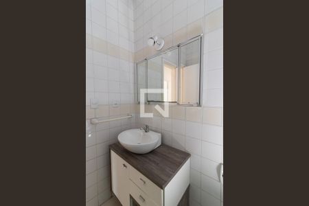 Apartamento para alugar com 98m², 3 quartos e sem vaga Apartamento para alugar com 98m², 3 quartos e sem vagaBanheiro 1