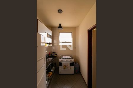 Cozinha de apartamento à venda com 3 quartos, 57m² em Carlos Prates, Belo Horizonte