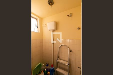 Apartamento à venda com 57m², 3 quartos e 1 vaga Apartamento à venda com 57m², 3 quartos e 1 vagaBanheiro de serviço