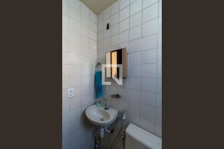 Apartamento à venda com 57m², 3 quartos e 1 vaga Apartamento à venda com 57m², 3 quartos e 1 vagaBanheiro