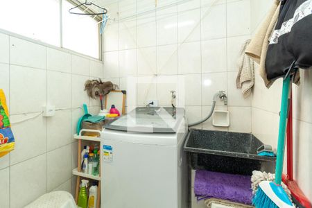 Apartamento à venda com 77m², 3 quartos e 1 vagaÁrea de Serviço