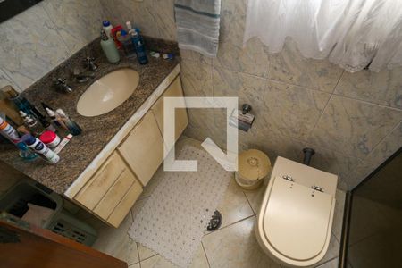 Casa à venda com 220m², 3 quartos e 3 vagasBanheiro Social 1