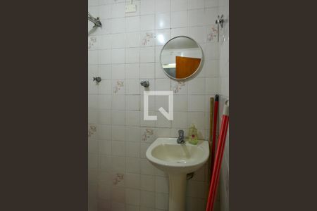 Casa à venda com 220m², 3 quartos e 3 vagasBanheiro de Serviço