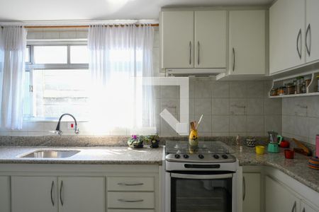 Casa à venda com 220m², 3 quartos e 3 vagasCozinha