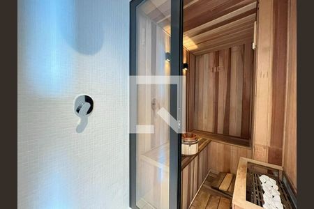 Apartamento à venda com 247m², 2 quartos e 2 vagas