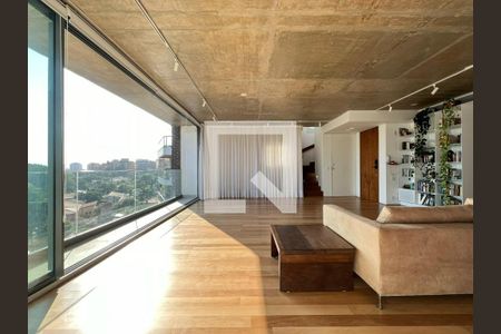 Apartamento à venda com 2 quartos, 247m² em Vila Madalena, São Paulo