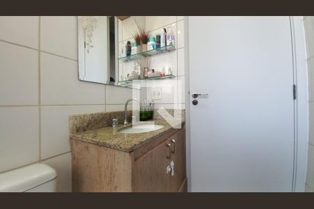 Banheiro de apartamento à venda com 2 quartos, 50m² em Chácara das Nações, Campinas