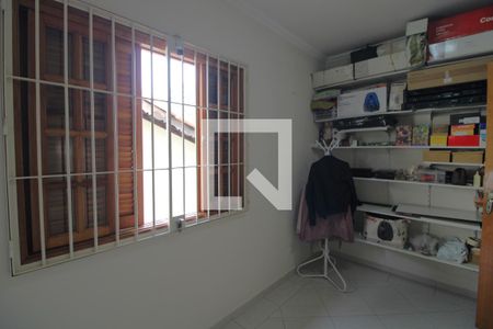 Casa à venda com 118m², 3 quartos e 2 vagasQuarto 1