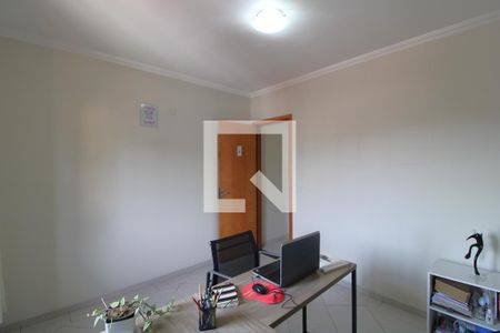 Casa à venda com 118m², 3 quartos e 2 vagasQuarto 2