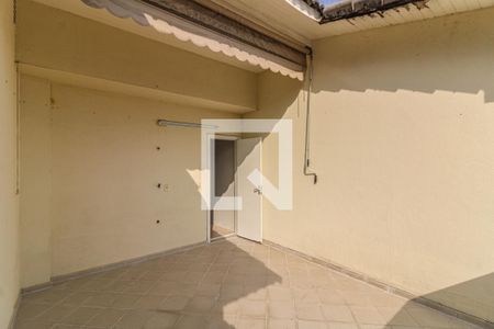 Casa de condomínio à venda com 116m², 3 quartos e 1 vagaTerraço