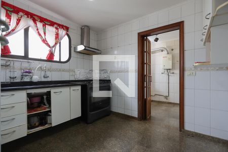 Apartamento para alugar com 120m², 3 quartos e 2 vagasCozinha