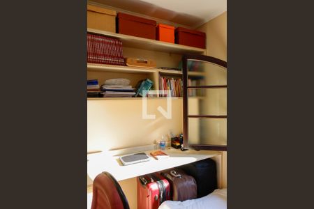 Casa à venda com 195m², 3 quartos e 4 vagasQuarto 2