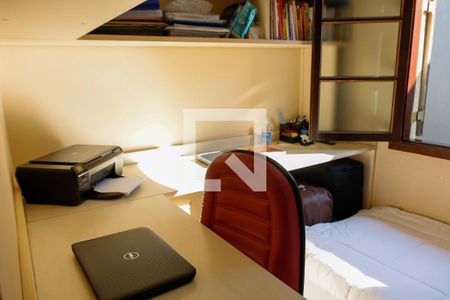 Casa à venda com 195m², 3 quartos e 4 vagasQuarto 2