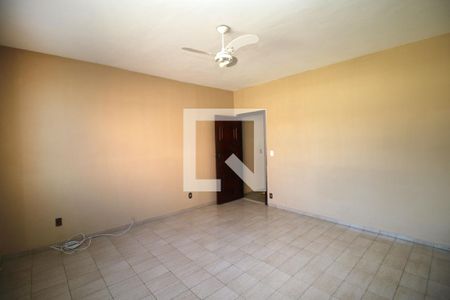 Quarto 1 de apartamento à venda com 2 quartos, 170m² em Olaria, Rio de Janeiro