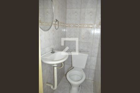 Casa à venda com 96m², 3 quartos e 2 vagasBanheiro de Serviço