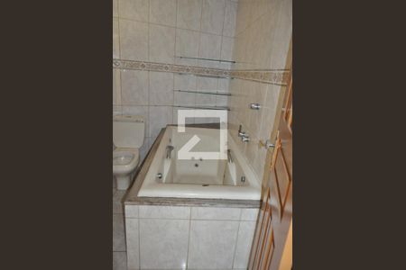 Casa à venda com 96m², 3 quartos e 2 vagasBanheiro 2