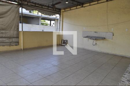 Casa à venda com 96m², 3 quartos e 2 vagasÁrea de Serviço