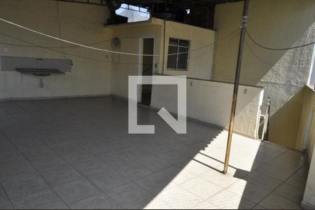 Casa à venda com 96m², 3 quartos e 2 vagasTerraço