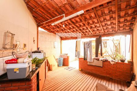 Casa à venda com 99m², 2 quartos e 2 vagasChurrasqueira