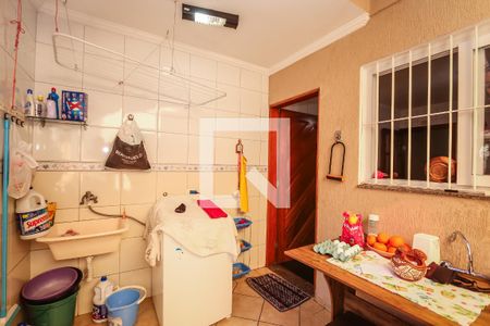 Casa à venda com 99m², 2 quartos e 2 vagasLavanderia