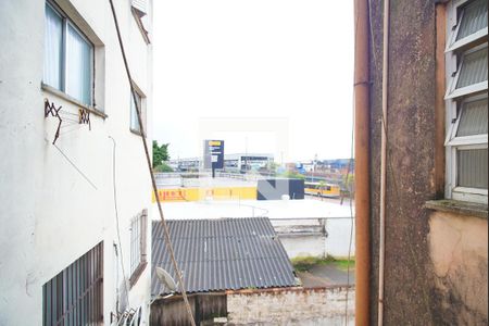 Sala - Vista de apartamento para alugar com 2 quartos, 69m² em Navegantes, Porto Alegre