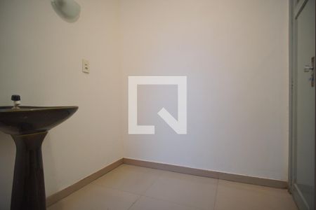 Apartamento para alugar com 69m², 2 quartos e sem vagaBanheiro Corredor