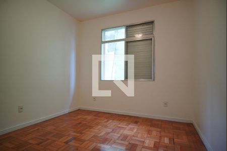 Quarto 1 de apartamento para alugar com 2 quartos, 69m² em Navegantes, Porto Alegre