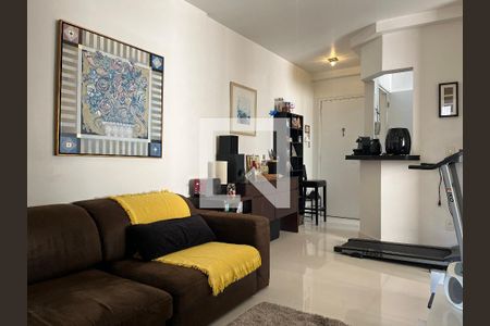 Sala de apartamento à venda com 3 quartos, 61m² em Vila Pompéia, São Paulo