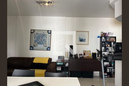 Sala de apartamento à venda com 3 quartos, 61m² em Vila Pompéia, São Paulo