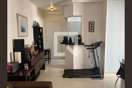 Sala de apartamento à venda com 3 quartos, 61m² em Vila Pompéia, São Paulo