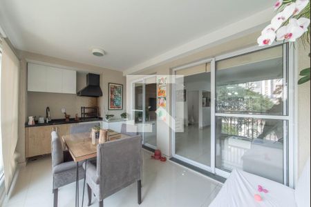 Apartamento à venda com 90m², 2 quartos e 2 vagas Apartamento à venda com 90m², 2 quartos e 2 vagasVaranda Sala