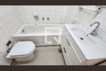 Apartamento para alugar com 120m², 3 quartos e 1 vagaBanheiro
